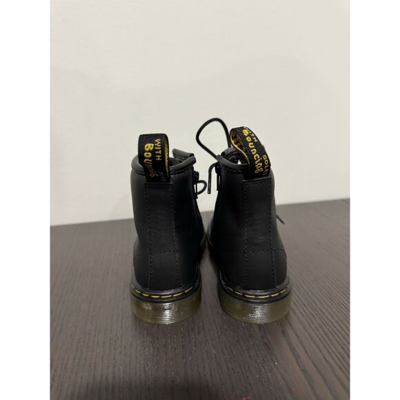 Dr. Martens Kids Combat Black High Top Boots Size UK 9 US 10 Boys Girls Shoes - Picture 3 of 7